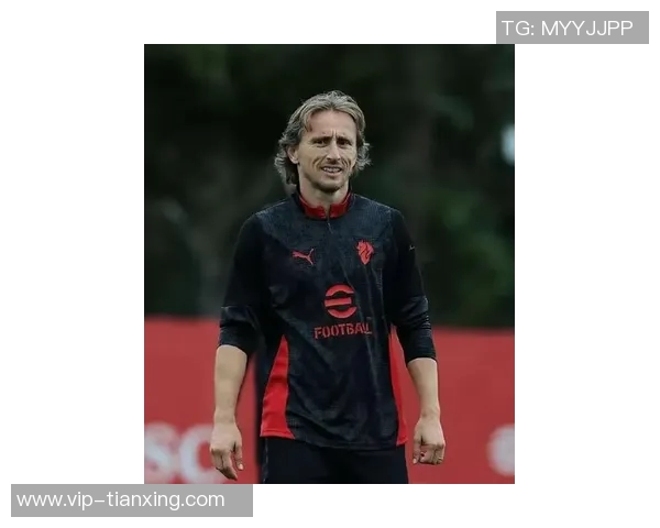 莫德里奇40岁依然闪耀意甲748次触球559次传球创纪录