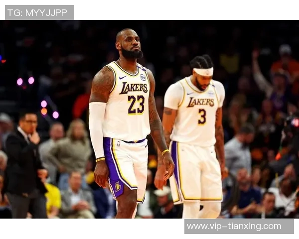 布克因右腹股沟伤势缺席对湖人比赛太阳官方确认无法回归